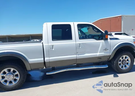 2016 Ford F-250 Lariat z USA, uszkodzony, nr VIN 1FT7W2BT7GEC60537